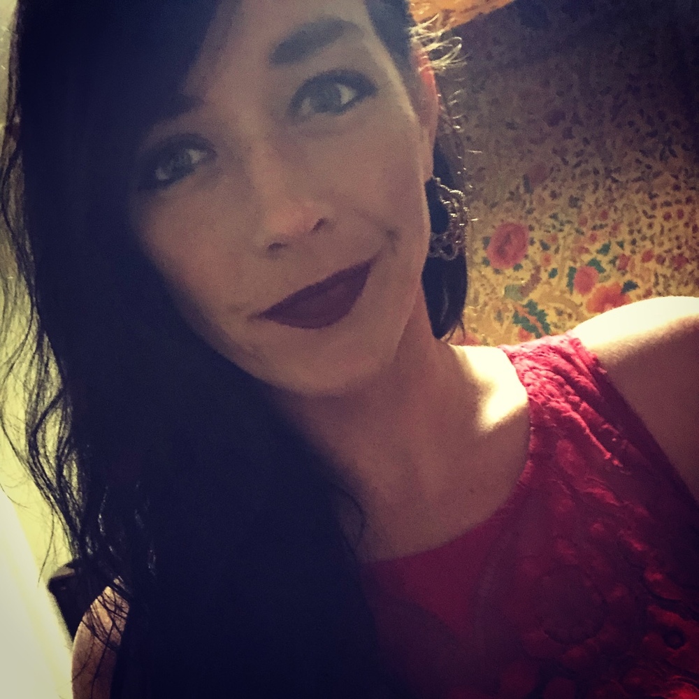 Meet your Posher, Megan